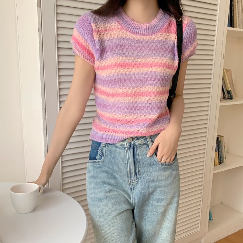 Sommar smala flickor mjuka stickade t-shirts crop tops kvinna gradient randig kortärmad t-shirt