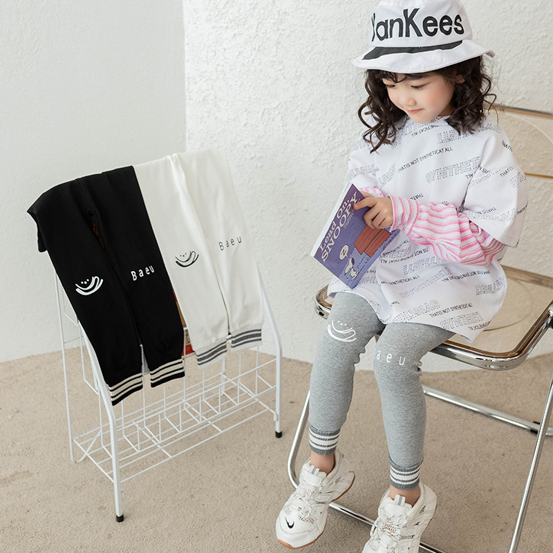 Leggings de algodón a rayas en espiral para niños y niñas, mallas duraderas resistentes al desgaste, antipelusas, novedad de verano, primavera y otoño