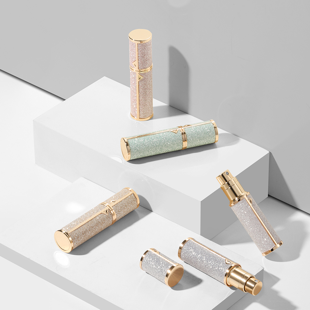 Atomizador de Perfume de cuero de 5ml, contenedores de cosméticos líquidos portátiles, Mini botellas rellenables de Perfume para viaje, pulverizador vacío