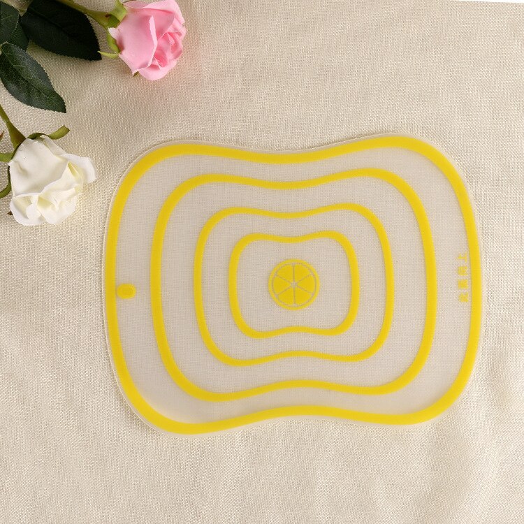 1pc Plastic Chopping Board Non-slip Frosted Kitchen Cutting Board Vegetable Meat Tools Kitchen Accessories Chopping Board: 2