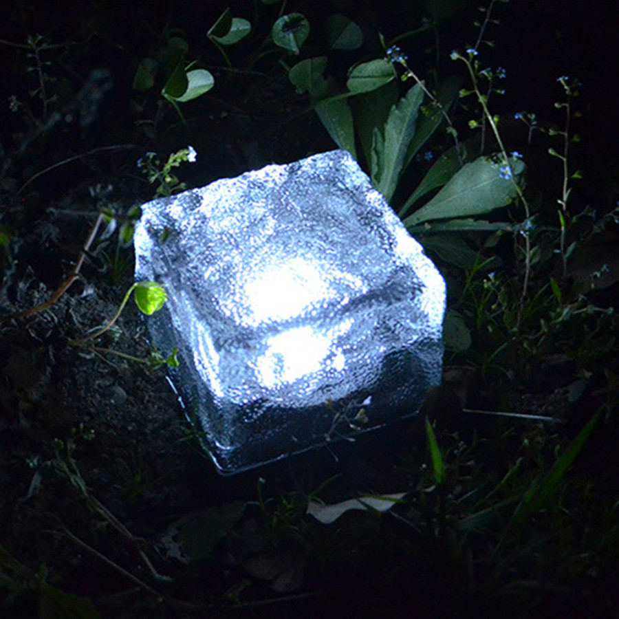 Cube de glace solaire imperméable à 4 LED, éclairage d&#39;extérieur en brique de verre, lampe enterrée pour jardin, cour, chemin de noël, 1 pièce: white