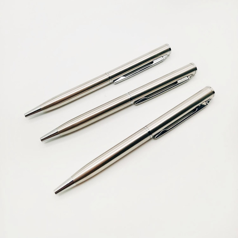 1 Pcs Mini Metalen Balpen Roterende zakformaat Pen Draagbare Balpen Kleine Olie Pen Prachtige Korte