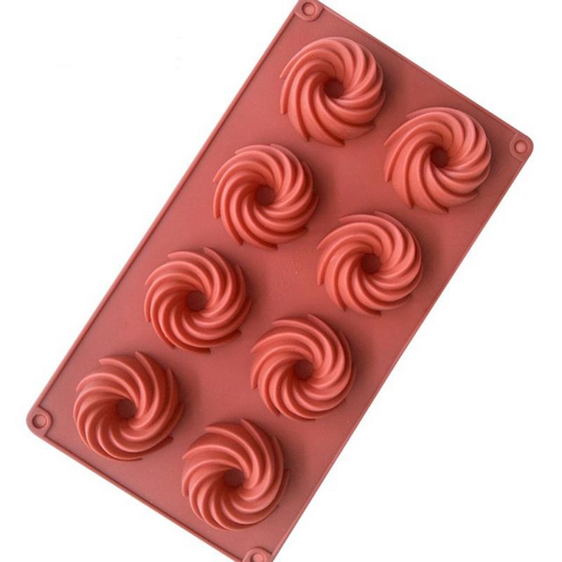 8-Holte Swirl Shape Silicone Cake Decorating Moulds Cookie Mold Pudding Ijs Bakken Pan Pastry Tool Willekeurige Kleur
