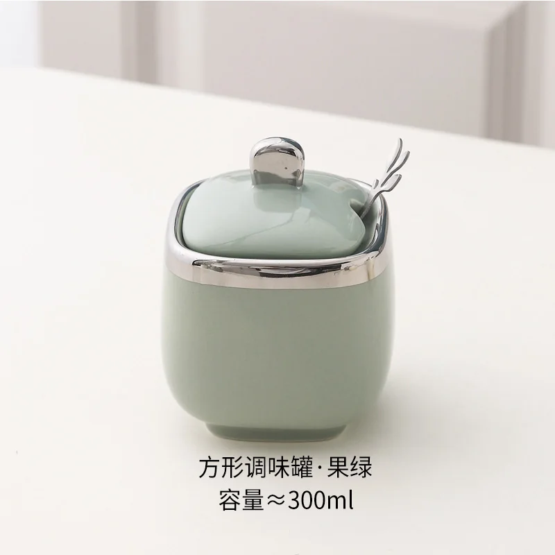 Ceramic Seasoning Jar with Spoon Kitchen Seasoning Storage Box Salt and Pepper Jar Household Storage Jar Ceramic Box Bottle: Blue