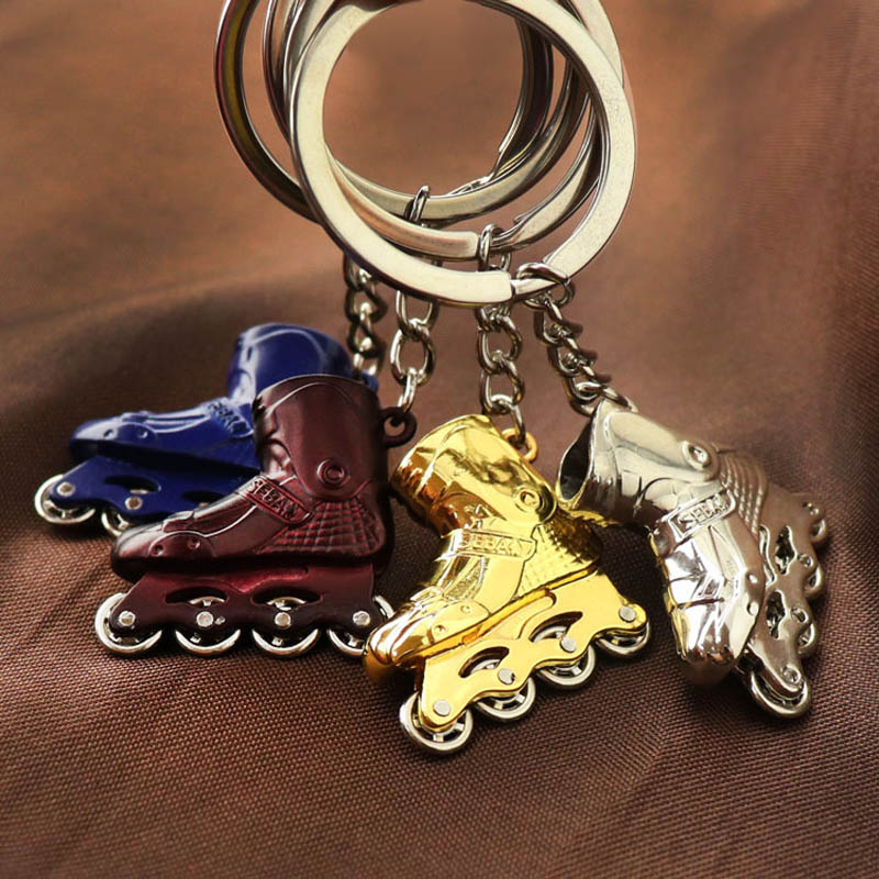 LLavero de Metal para parejas, accesorio para llaves de patines de dibujos animados, patinaje sobre ruedas, de , de , 10 unids/lote