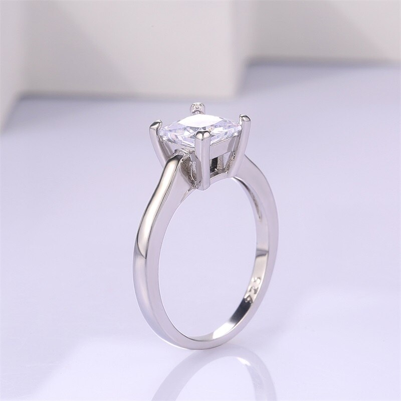 CAOSHI Einfache Solitär Prinzessin schneiden Zirkonia Versprechen Ringe für Frauen Silber Farbe empfindlich Hochzeit Partei Schmuck