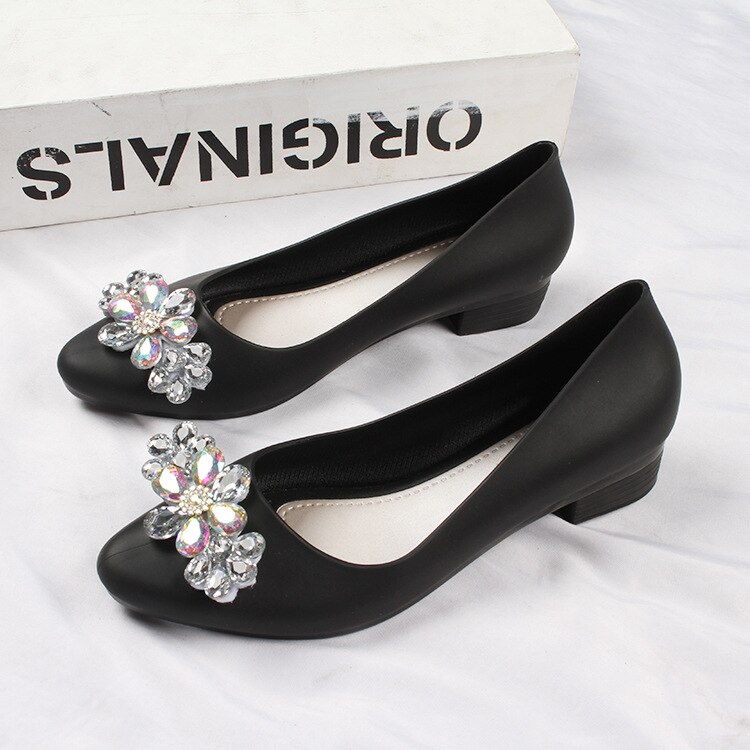 Rhinestone Flower Plastic Shoes for Women Thick Heel Waterproof Rainboots Shoes Pvc Jelly Shoes Womens for Rain: Black / 39
