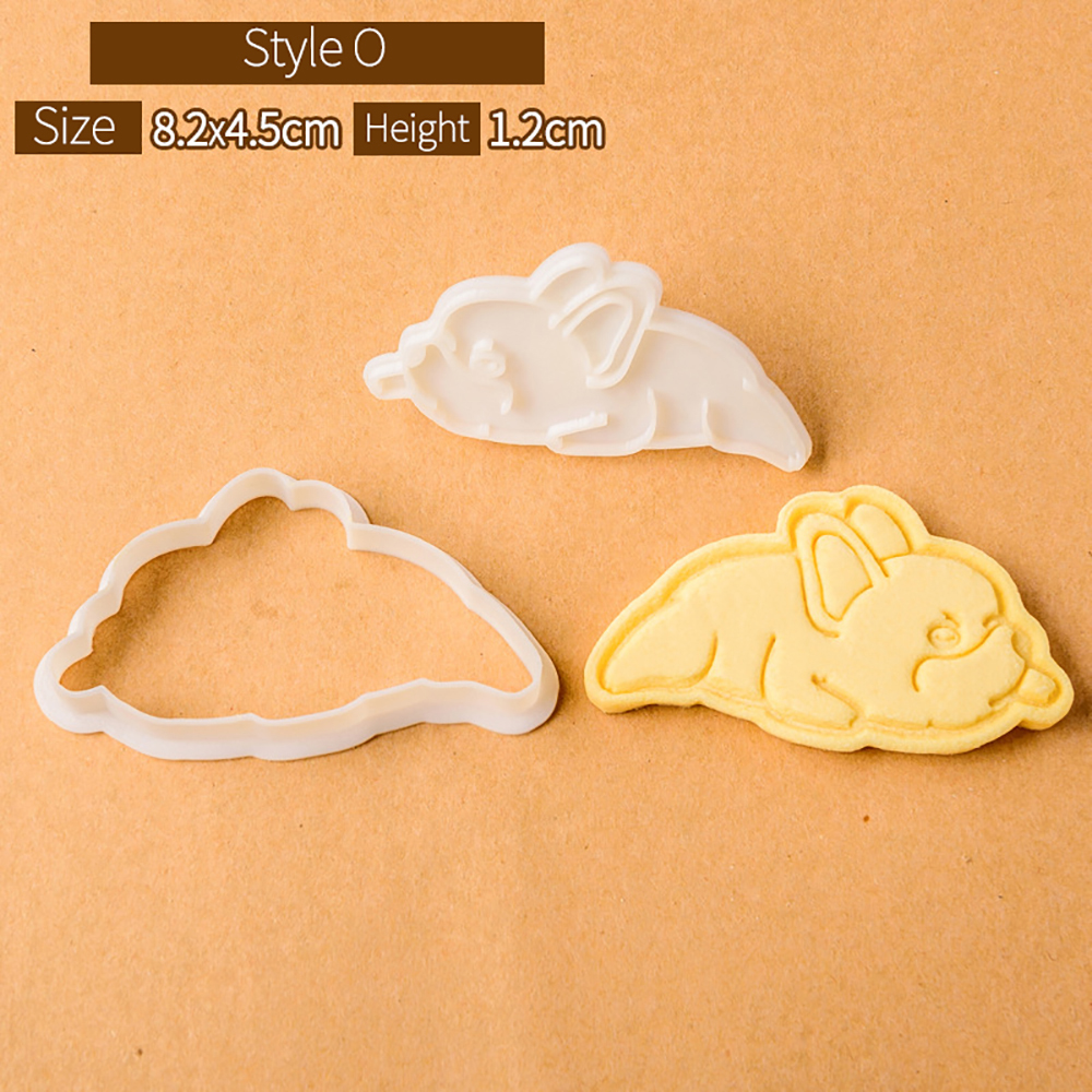 Cute Bulldog Dog Shaped Cookie Cutters Mold Biscuit Baking Tool Kitchenware Bakeware DIY Tool for Kids Hand Mold: Gold