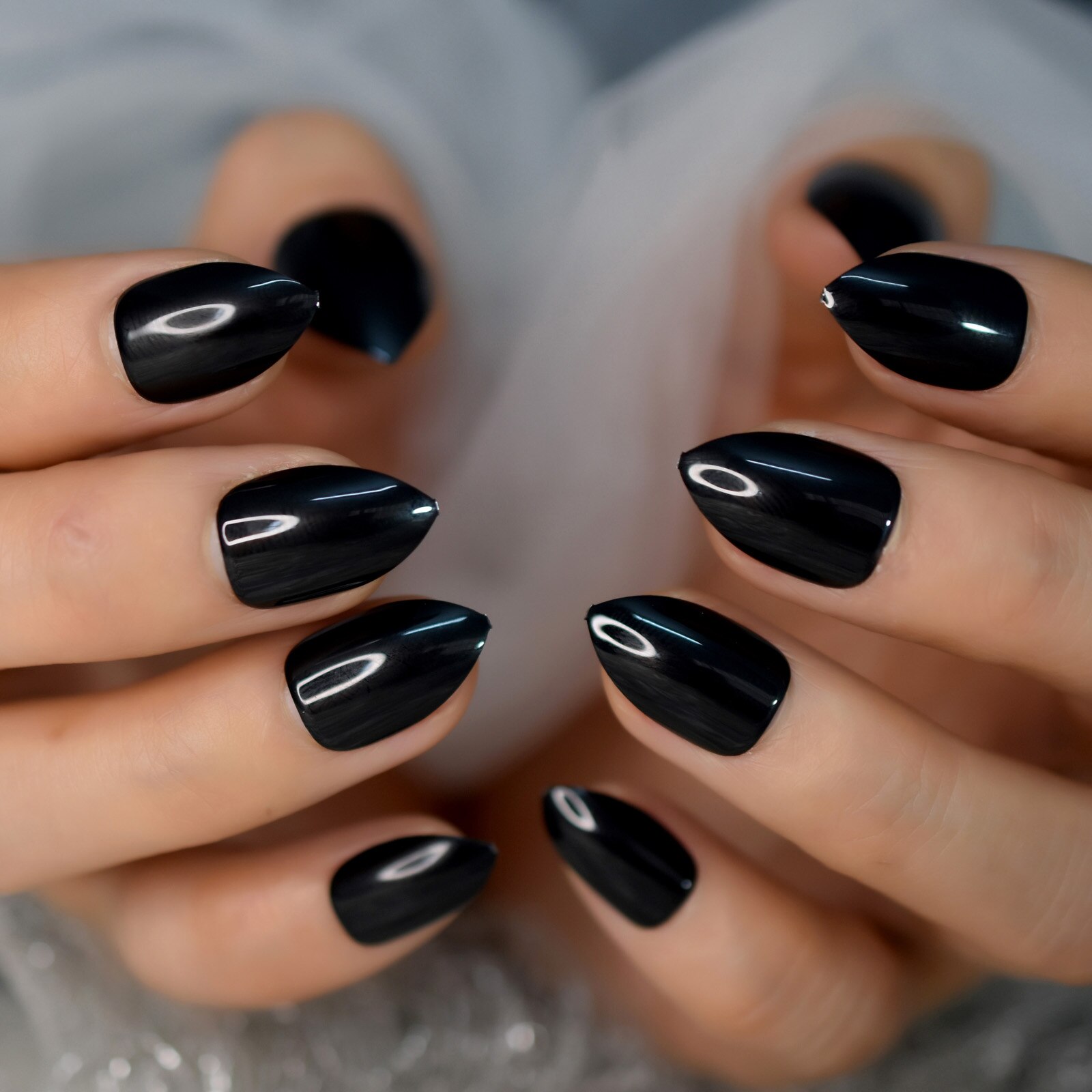 White Color Choose Able Sharp Stiletto Acrylic Fingernails Art Full Cover Nails With Tabs Short Version: L6275