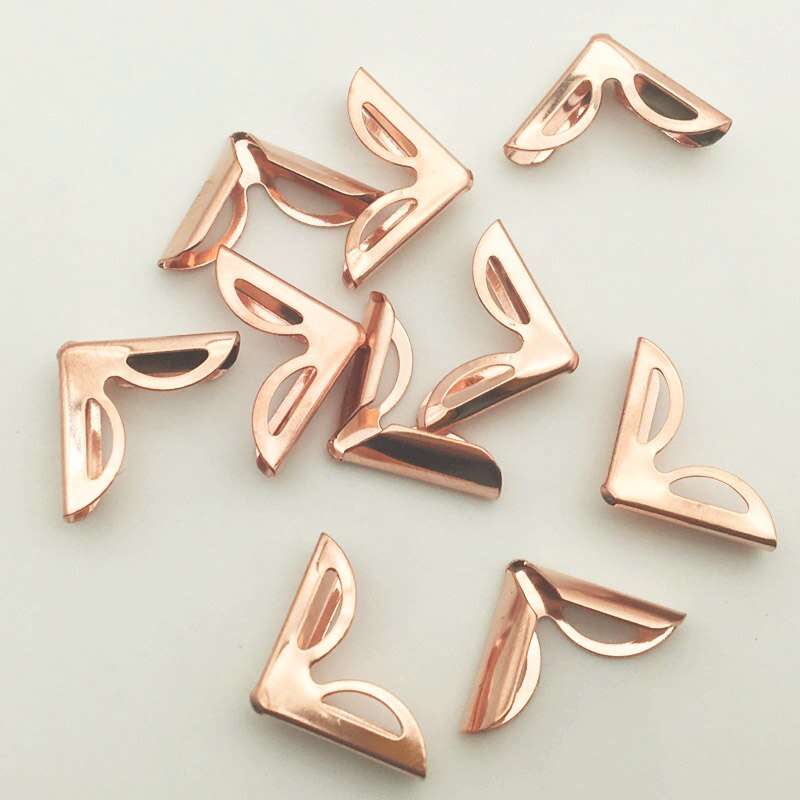 50 st/lot 16 x 16 x 4mm roséguld metall bokhörn för fotoalbum menyer mappar gör-det-själv scrapbooking dekor hörnskydd  wd0278