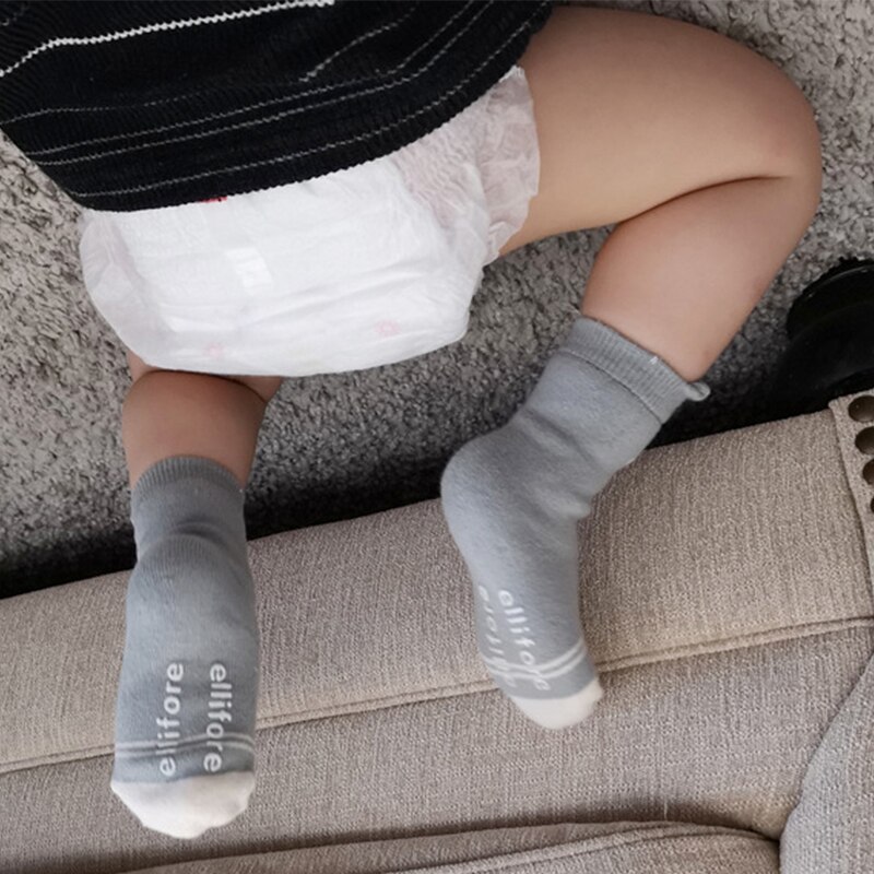 Frühling Herbst Winter Baby Socken Jungen Mädchen Kleinkind Kleinkind Baumwolle Socken Anti Rutsch Niedlichen Karikatur Ebene Nicht-Unterhose Boden tragen 0-2Y