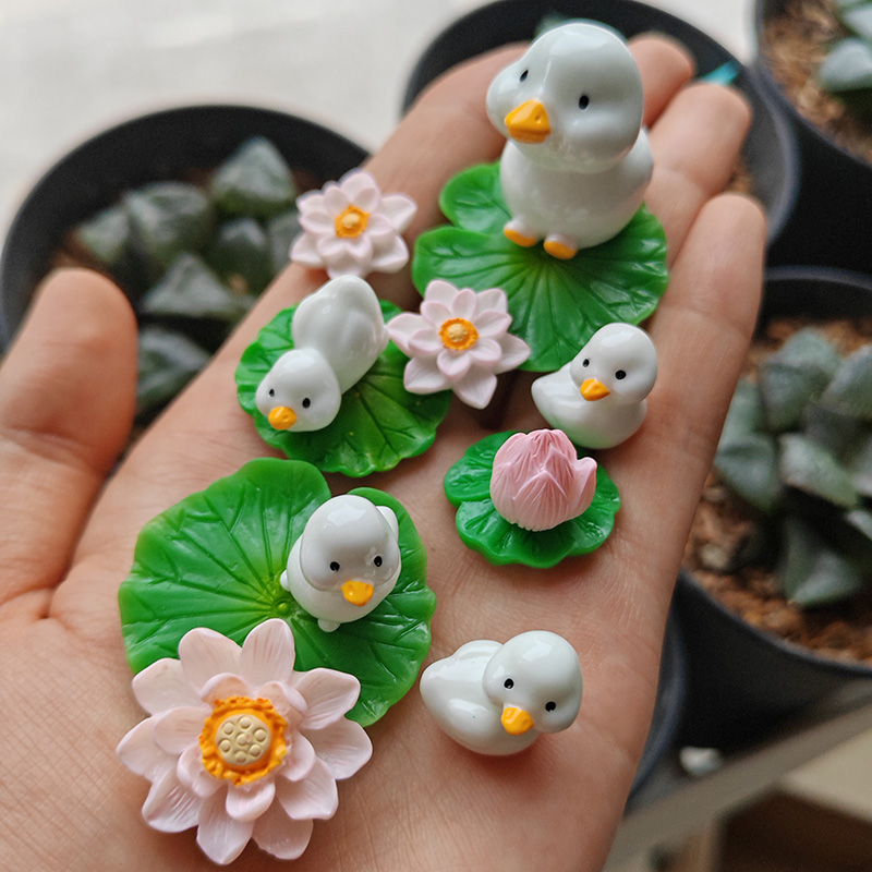 BAIUFOR pez hoja de loto pato de dibujos animados conjunto terrario acuario figuritas DIY Hada jardín pecera paisaje miniatura decoración del hogar