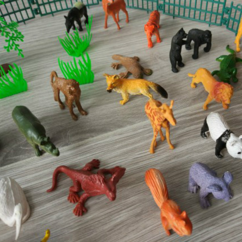 53 pz/set Mini Animal World Zoo modello figura Action Toy Set Cartoon simulazione animale bella plastica collezione giocattolo per bambini