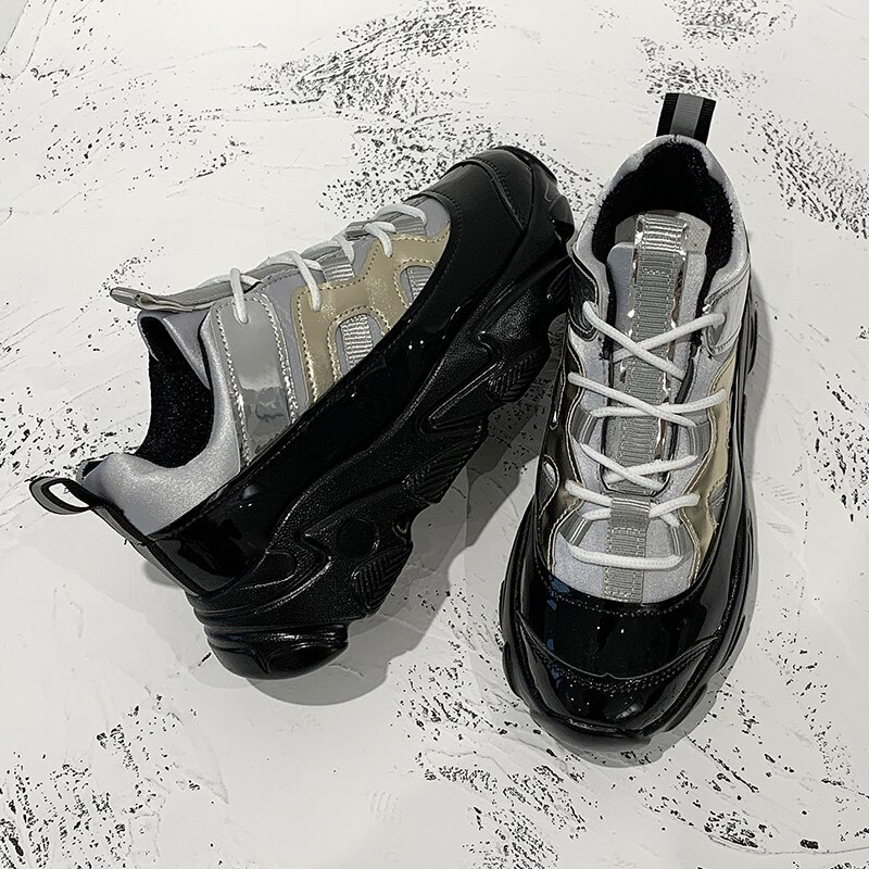 Lack chunky sneakers kvinnor sommar punk stil high platform sneakers kvinna snörning fritidsskor platta vulkaniserade skor: Silver- / 36