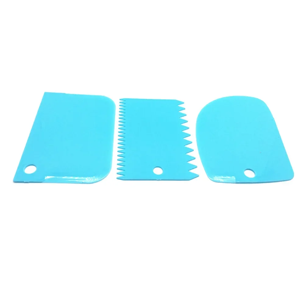 3Pcs Cream Scraper Suit DIY Kitchen Straight Arc Tooth Shape Cream Bread Cutter Plastic Cake Pasty Scraper Baking Fondant Tools: Blue