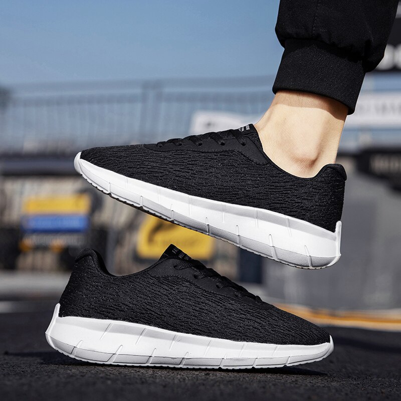 Lightweight Comfort Men Running Sneakers Mesh Breathable Fashion Athletic Shoes Large Size Jogging Tenis Masculino Outdoor Trend