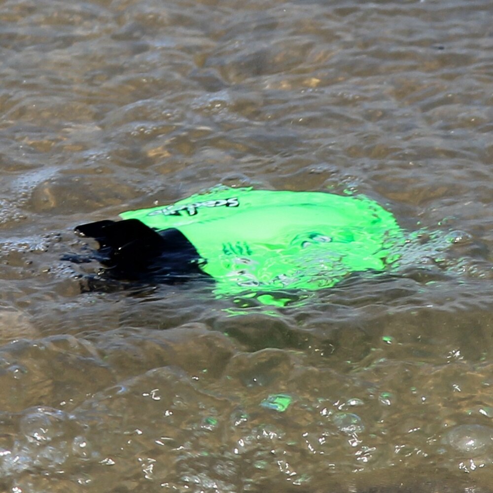 Mini Electric Radio Submarine Remote Control Racing Boat Ship Submarine Toy Cool Aquatic Toys (Green)