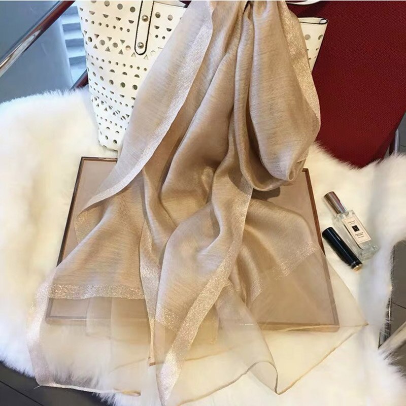 Silkkihuivi naiset kevät ja kesä vesi aaltoilu kultainen viiva yksivärinen pitkä huivi naarashuivi hiukset huivi hijab -huivi: Beige