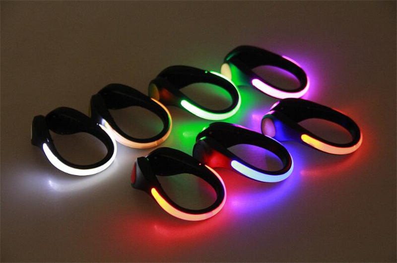 LED Lichtgevende Schoen Clip Licht Outdoor Running fietsen Fiets RGB Verlichting Veiligheid Night Waarschuw lamp Gloeiende zapato ciclismo