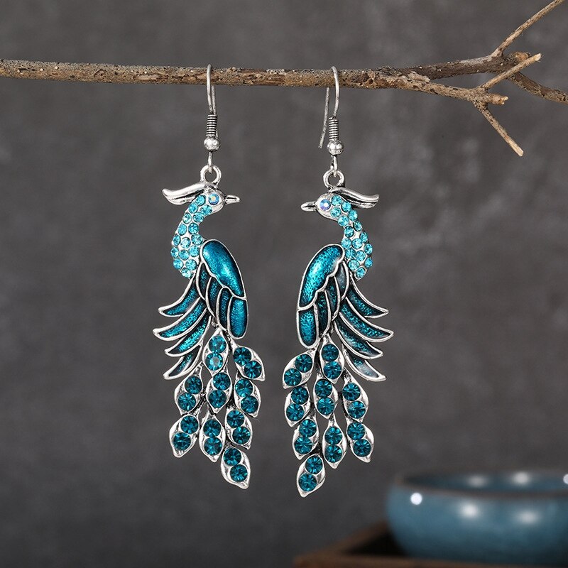 Niebieski Rhinestone etniczne kolczyki paw indyjska biżuteria w stylu Vintage srebrny kolor kryształu dynda wiszące kolczyki dla kobiet Pendientes: Blue