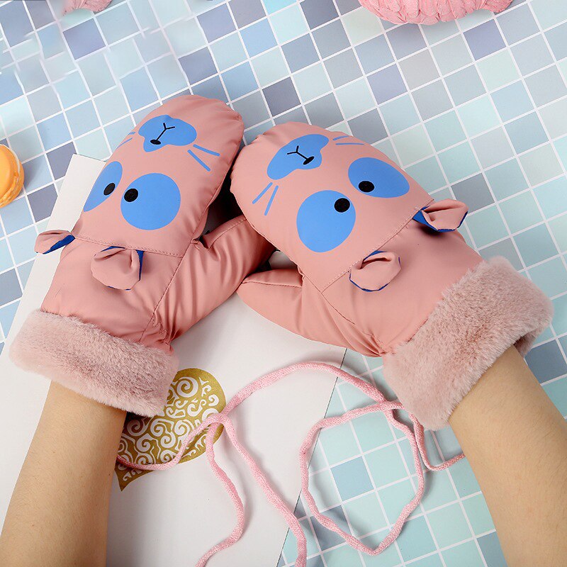 Winter Comfortable Warm Plush Gloves Unisex Down Cloth Cartoon Gloves Kids Gloves: pink