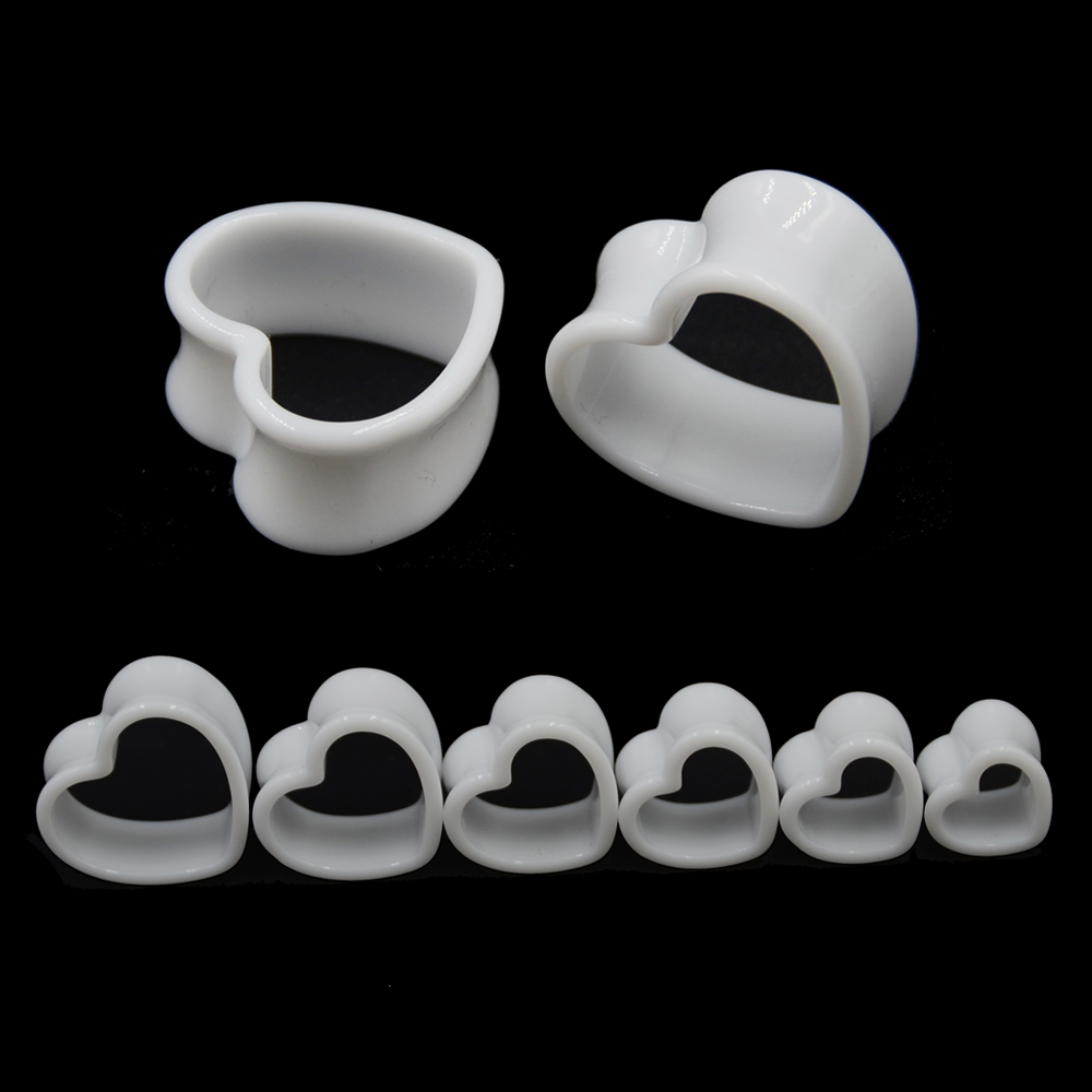 Acrylic Love Black White Heart shaped Hollow Transparent Ear Gauge Piercing Clear Ear Tunnel Ear Expander 4mm-25mm