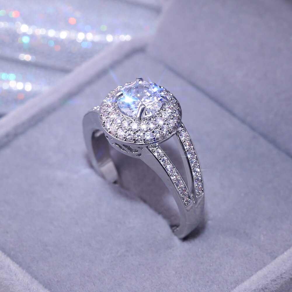 Huitan Dazzling AAA CZ Hochzeit Ring Damen Traum Sinnvolle Engagement Ring Mit Mikro Gepflastert Braut Ring Trendy Schmuck Gadget