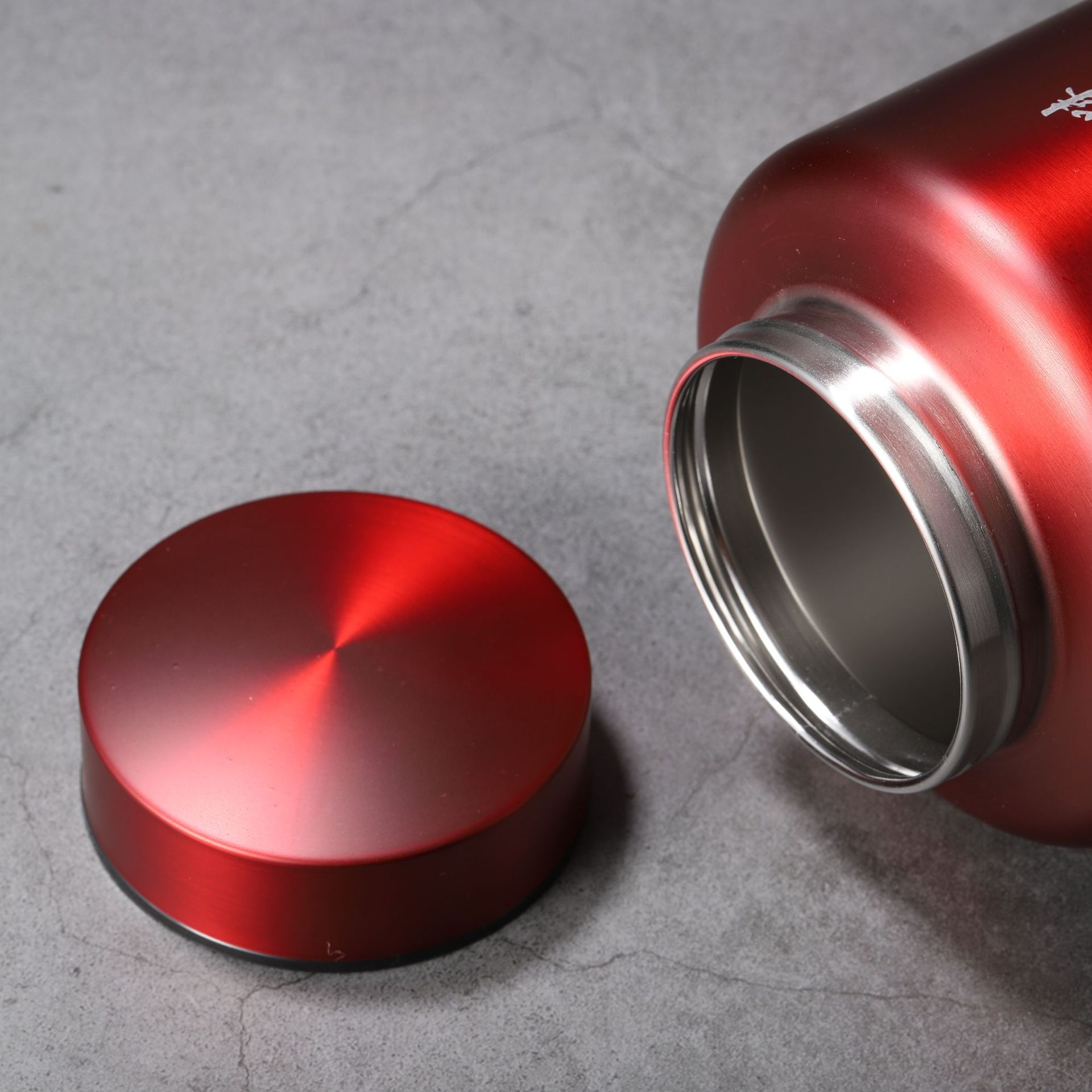 Retro Style Pu'er Tea Metal Packaging Tin Tea Sealed Storage Tank 304 Stainless Steel Tea Tin