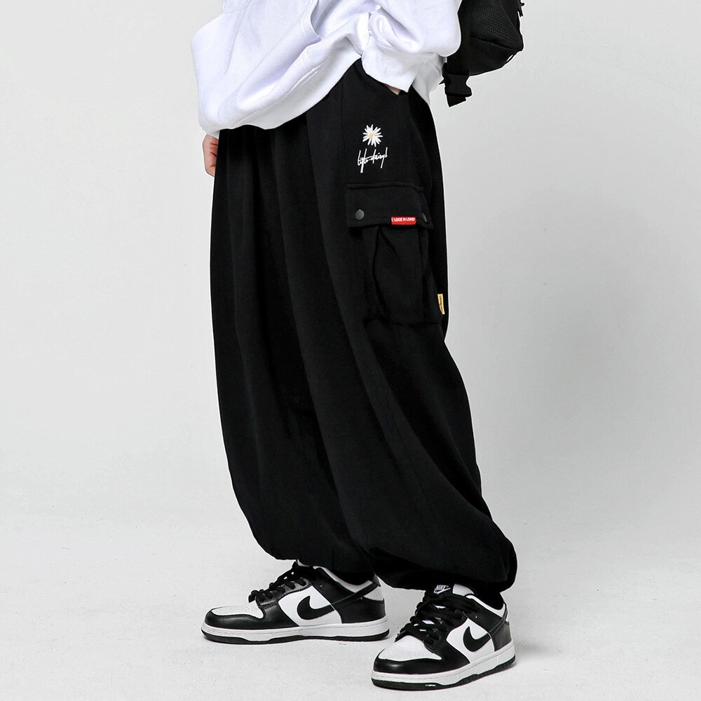 UNCLEDONJM pantalones multibolsillos bordados con margaritas, Pantalones anchos sueltos para hombre, pantalones cruzados, pantalones holgados LN-PR3