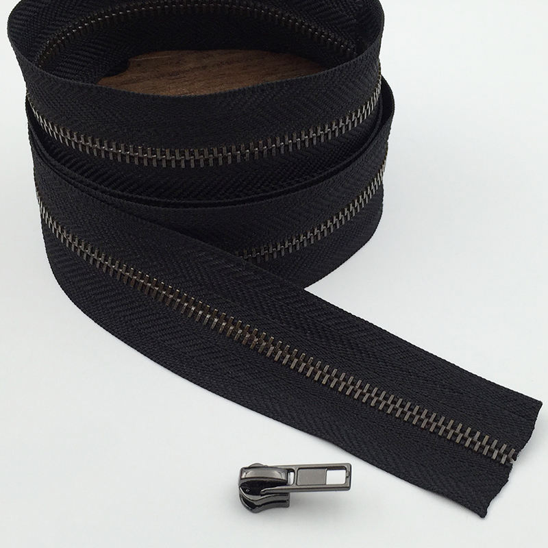 1 meter milieuvriendelijke 3#  metalen ritsen zonder schuif voor kleding portemonnee tas rits reparatiesets rugzak doe-het-zelf naai accessoires: Zwartzwart