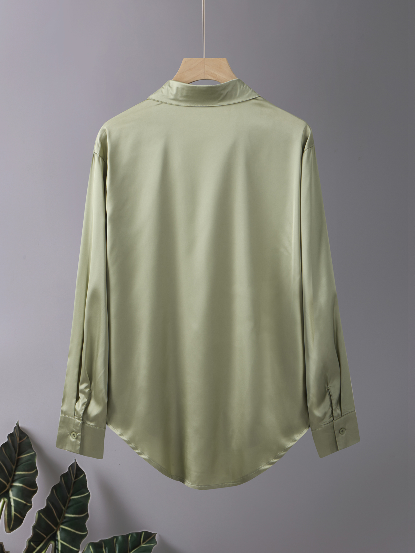 Plus size casual kontorsskjortor för kvinnor sidenskjortor höst långärmade skjortor med knappar damtoppar kontorsskjortor för kvinnor i acetat