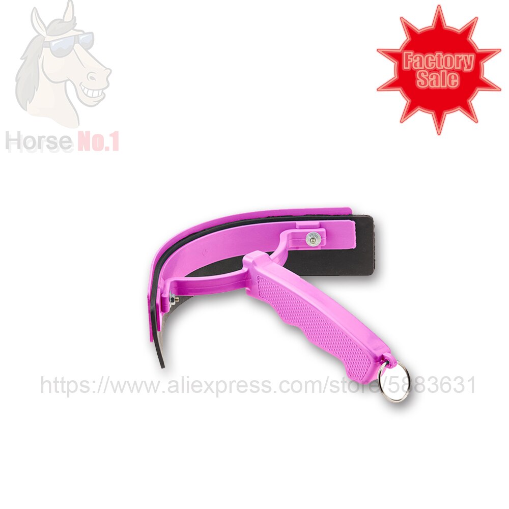 102 7003 Mini Plastic Curved Sweat Scraper 16x17.5cm Horse Grooming Kits Soft Rubber Edge and Contour with Light Weight