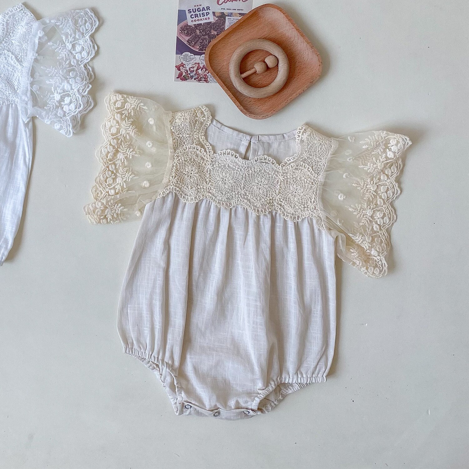 Sweet Newborn Baby Girl Lace Hollow Out Flying Sleeves Jumpsuit Thin Cotton Girls Bodysuit One Piece Infant Outfits
