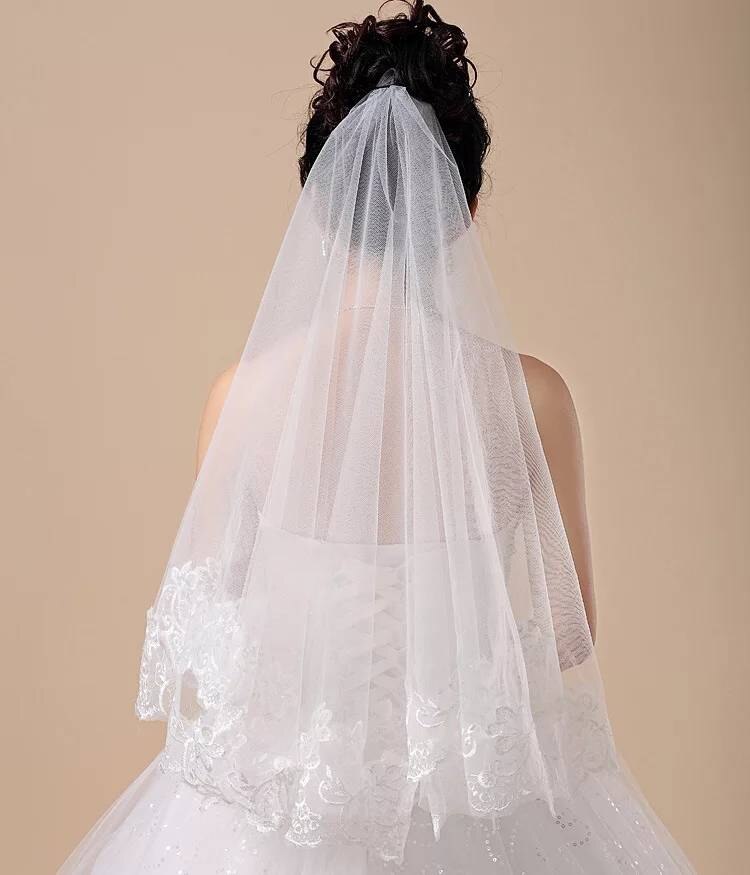 Lange bruiloft bruidssluiers, appliqué rand 1-tier tule kathedraal