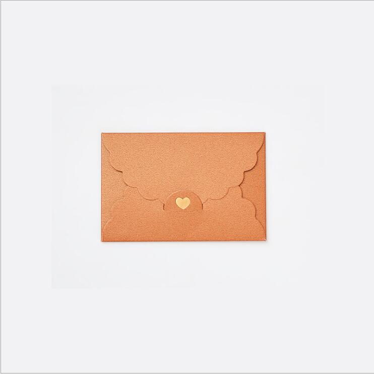 50pcs 10.5*7cm Pearlescent Kraft Paper Love Heart Envelope Mini Card Envelope Romantic Love Letter Paper Envelope: pearl gold
