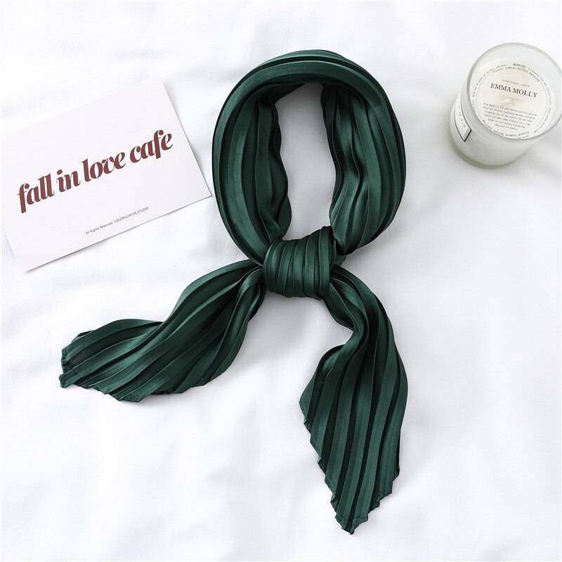 Solid Zwart Wit Roze Kleine Vierkante Twill Zijde Satijn Sjaal Vrouwen Dames Crinkle Haar Hoofdband Sjaals 70cm * 70Cm: YZ44Dark Green