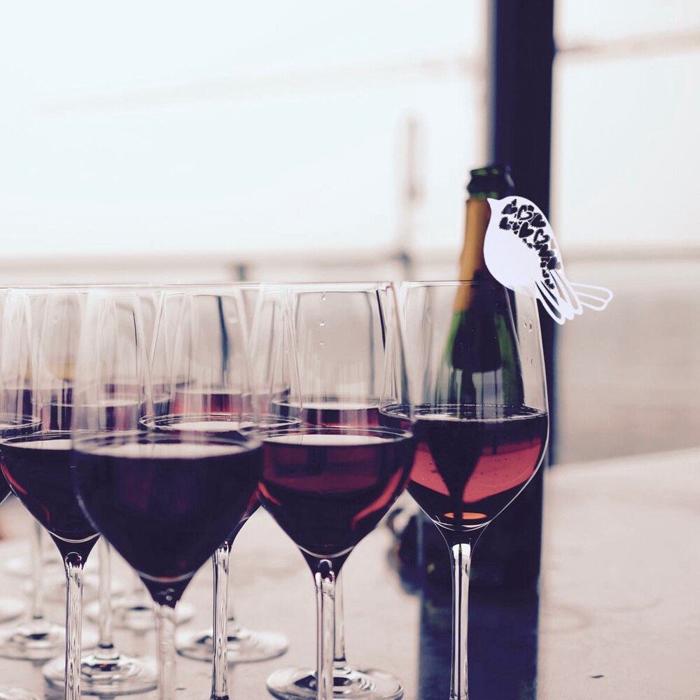 50 stuks gesneden ivoren love bird bruiloft tafel wijnglas plaatsnaamkaartjes hart vogels