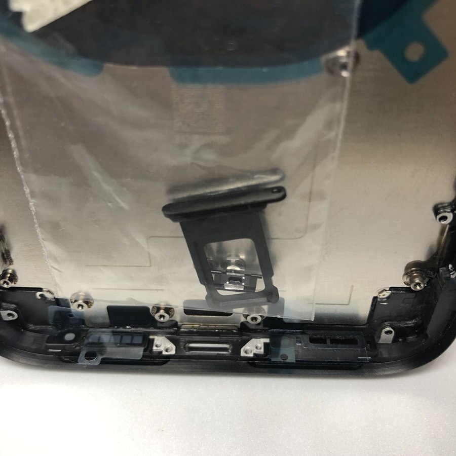 Parte trasera de repuesto para iPhone XR carcasa trasera marco medio y cubierta trasera de cristal con piezas pequeñas