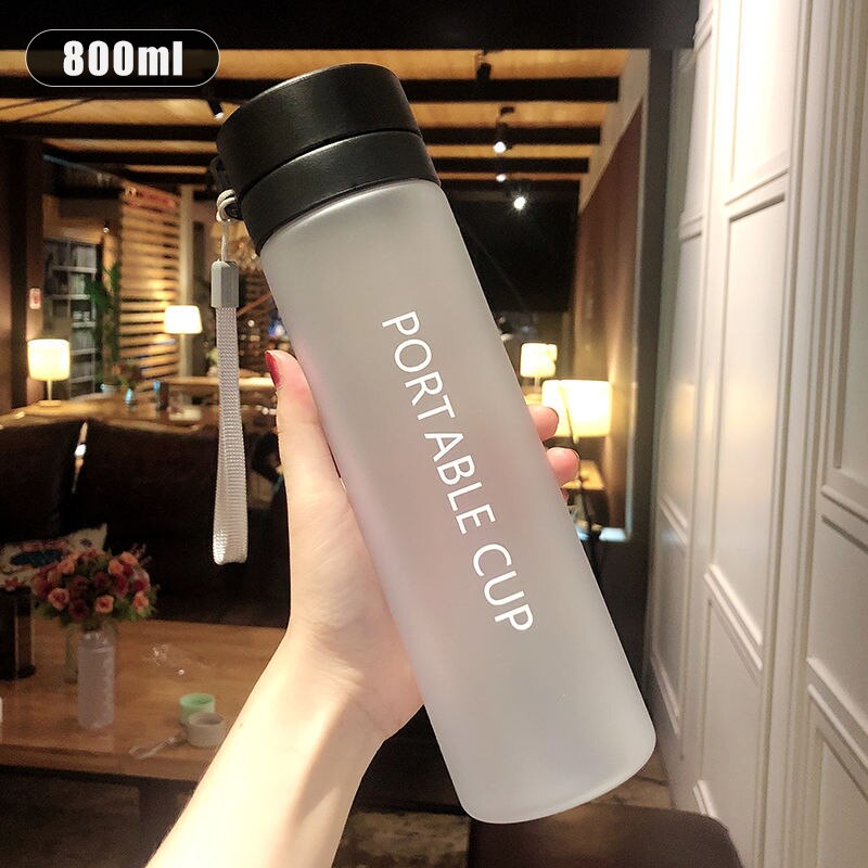 600/800Ml Sport bidon na siłownię plastikowy Shaker puchar sportowy Tritan wspinaczka turystyka bezpośrednia butelka do picia z tworzywa sztucznego Bpa za darmo: Matte black 800 ml