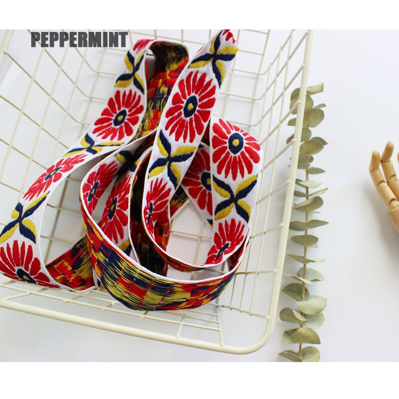Tira de bordado de flores rojas de 5cm, cinta gruesa, recorte de encaje étnico, accesorios para ropa, bolsa de tela bordada