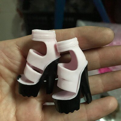 mc2 doll shoes Original Dolls Accessories send clothes Toys: 12