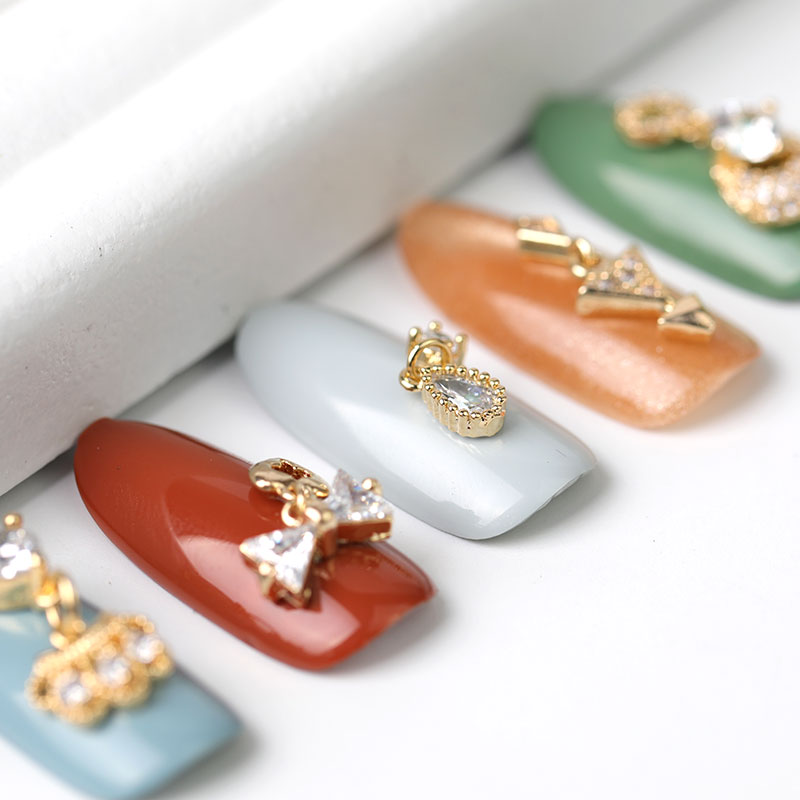 2 pieces water Crystal Dangle Chain Charms Nail Jewelry Decorations 6 type luxury Zircon Crystal Rhinestones For Nails