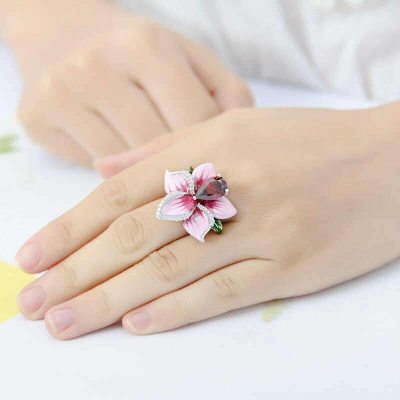 Söt kvinnlig rosa blomma ring brud röd sten ring vintage bröllop smycken lovar kärlek förlovningsringar för kvinnor: 6