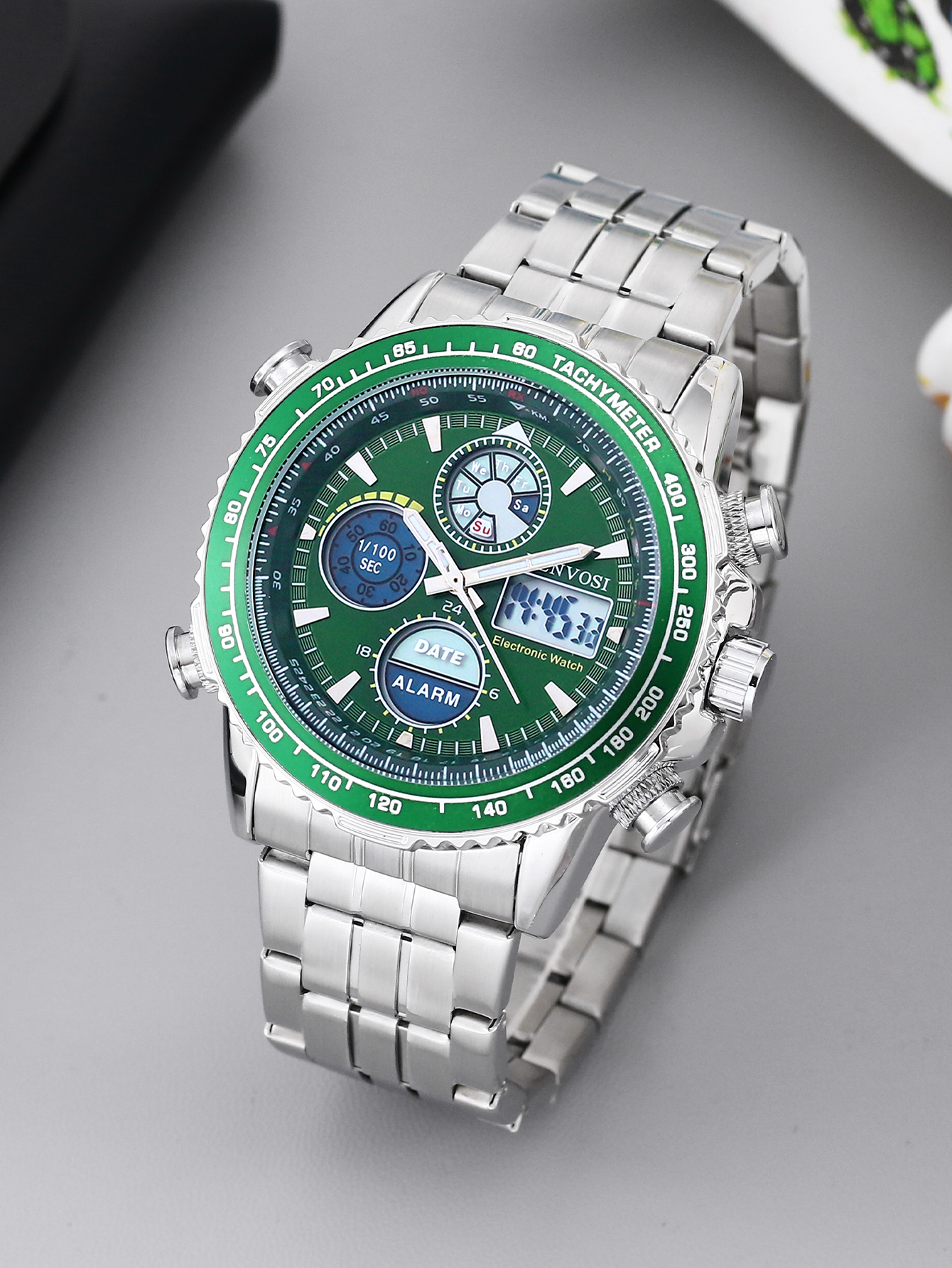 Reloj Athleisure para hombre, reloj electrónico de cuarzo luminoso resistente al agua, cronómetro con pantalla dual: Verde