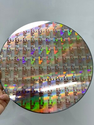 1pcs Research Silicon Chip/Wafer CMOS Image Sensor Chip Wafer Silicon Wafer Monocrystallin 12 inch IC Chip Lithography: Model 5
