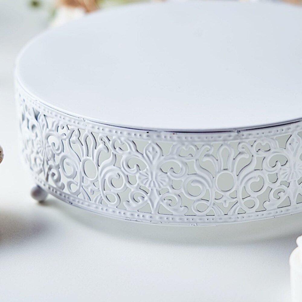 Round Lace Metal Wedding Cake Stand Dessert Display Stand Glossy Metallic Finish for Wedding Ceremonies Party Decoration Banquet