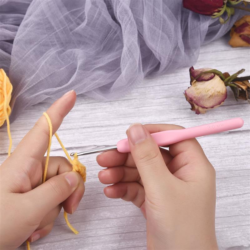 Juego de ganchillo de aluminio para tejer, agujas de tejer suave de mango, gancho de ganchillo de 2,5mm-6mm, hilo para tejer suéter, herramientas para manualidades de Navidad, 8 Uds.