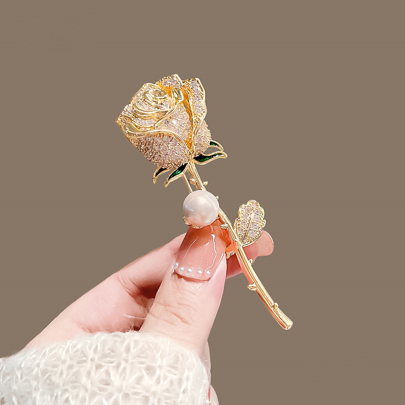 Rhinestone Rose Flower Tulip Brooches Gold Silver Color Alloy Beauty Flower Party Office Brooch Pin Jewelry
