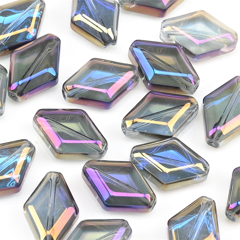 Perline bicono in vetro ceco da 15 mm Perline di cristallo rombico di colore elettrolitico Fatte a mano Artigianato fai da te Anelli pendenti Accessori: giallo