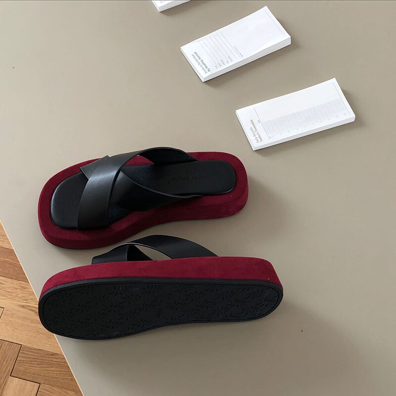 Gemengde kleuren kruisband hoogte toenemende dames sandalen verhoogde schoenen dames slippers net celebrity slip on dames sandalen